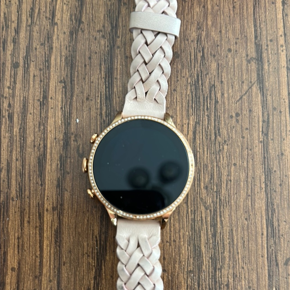 Fossil Gold Smartwatch compatible iOS and Android